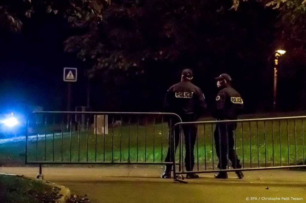Leraar die Mohammed-karikaturen liet zien onthoofd in Parijs