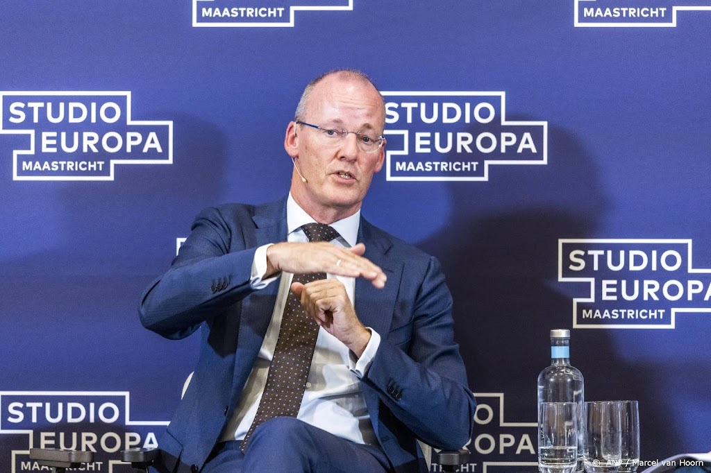 Baas DNB: veel landen zitten centrale banken in de weg met steun