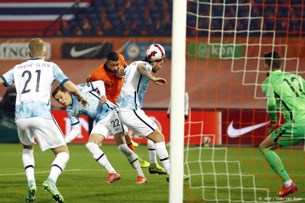 Oranje en Noorwegen scoren niet voor rust in lege Kuip