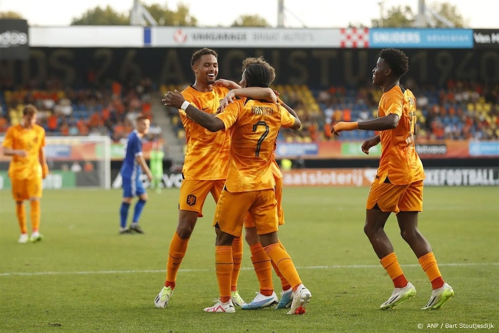 Jong Oranje blijft foutloos na magere zege op Jong Gibraltar