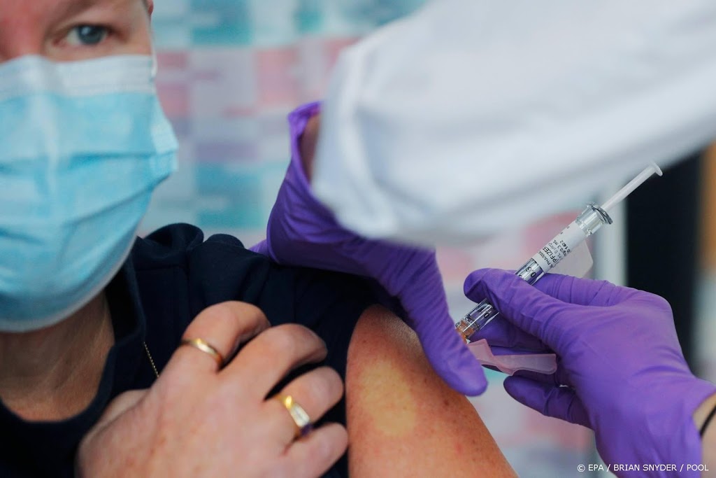 'Ernstige allergische reactie bij zorgmedewerker VS na vaccin'