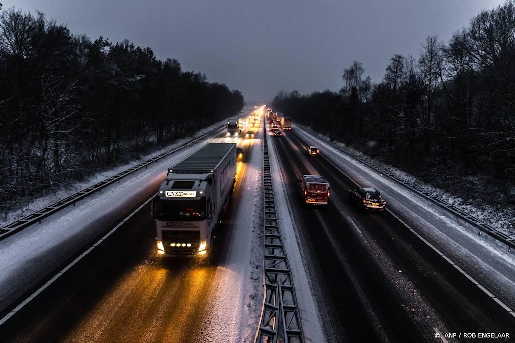 KNMI waarschuwt tot en met zaterdagochtend voor gladheid