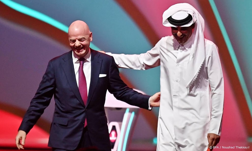 Infantino: niet honderden maar vier doden bij bouw WK-stadions
