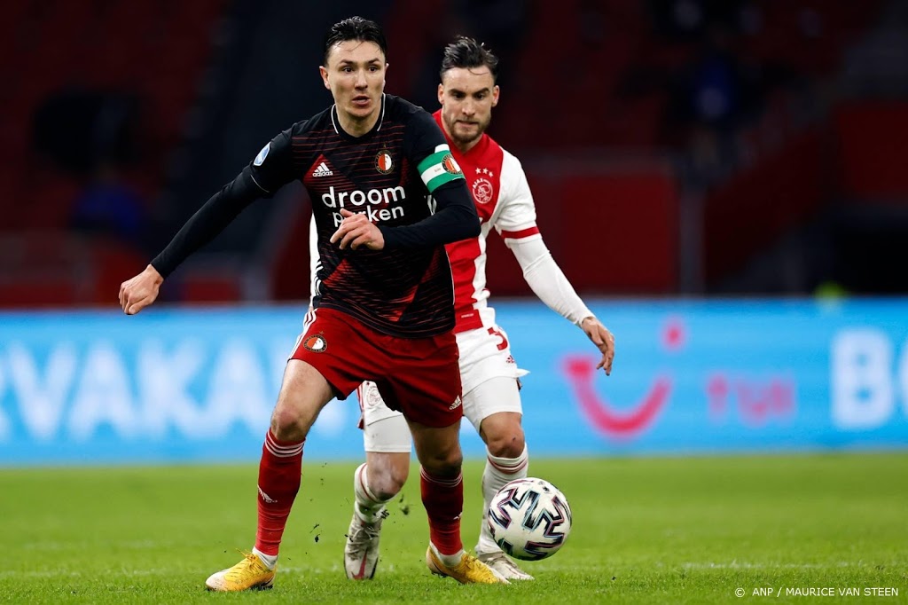 Feyenoord-aanvoerder Berghuis baalt van gemiste kansen