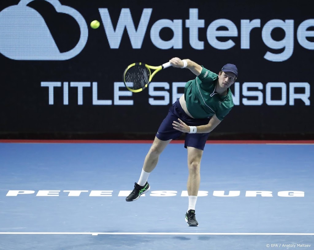 Van de Zandschulp en Rus op zelfde baan op dag 2 Australian Open