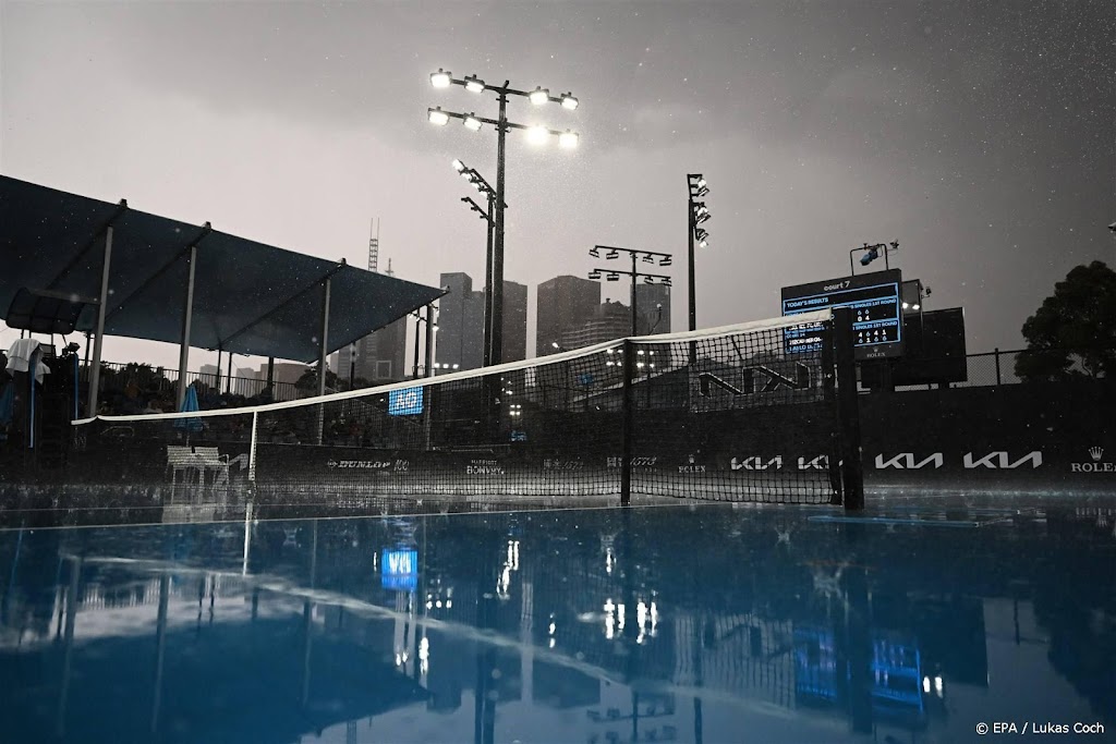 Regen zorgt voor verschuivingen tennispartijen in Melbourne