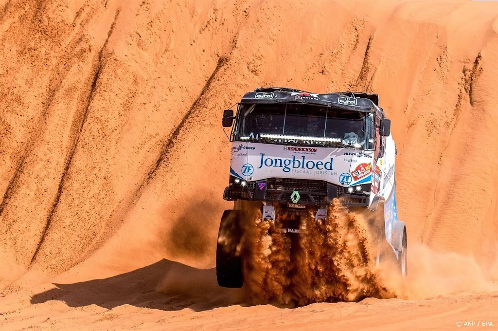 Huzink wint opnieuw bij de vrachtwagens in Dakar Rally