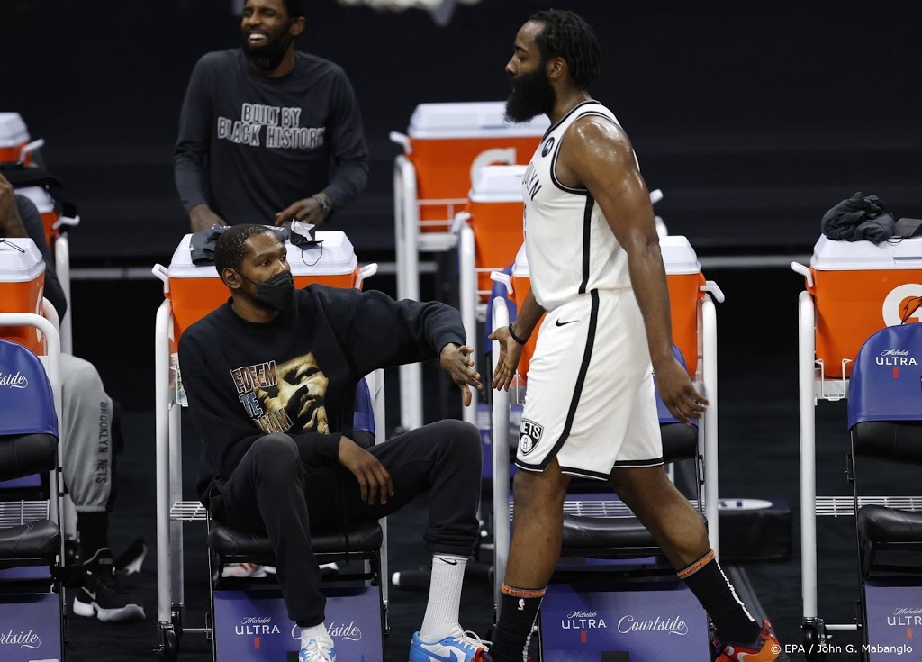 Basketballers Nets maken dankzij Harden grote achterstand goed