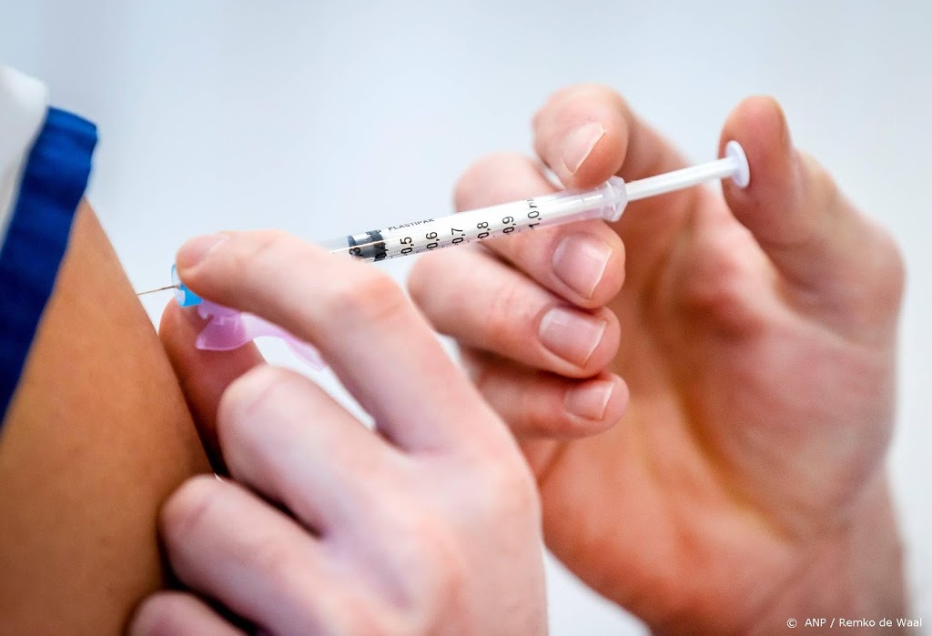 Europa bestelt nog 200 miljoen doses coronavaccin