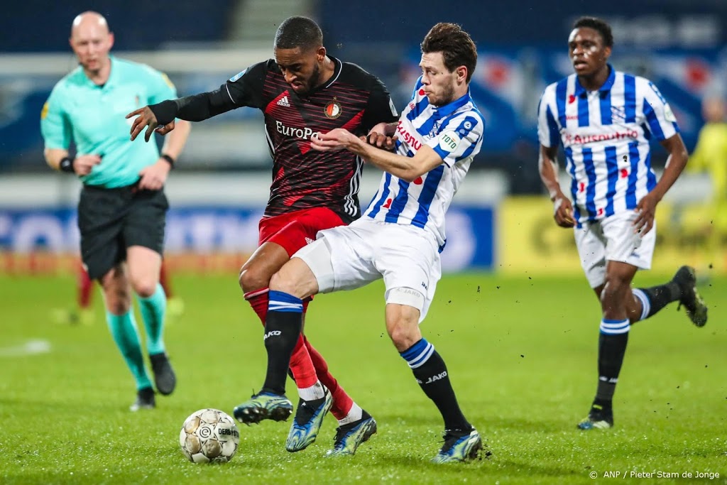 Feyenoord-middenvelder Fer: deze komt heel hard aan