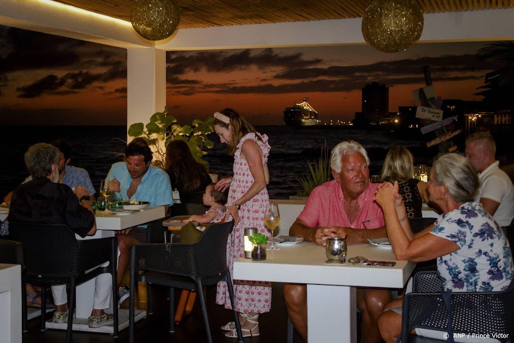 Avondklok en andere coronamaatregelen op Curaçao afgeschaft