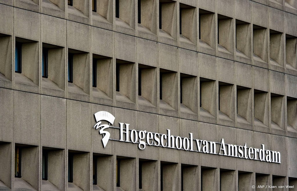 Universiteiten en hogescholen beperken les op locatie door storm