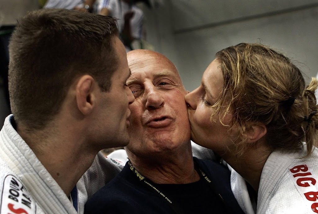 Oud-judoka's roemen overleden coach De Korte