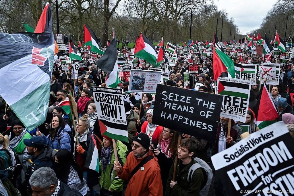 Tienduizenden bij demonstratie in Londen voor de Palestijnen