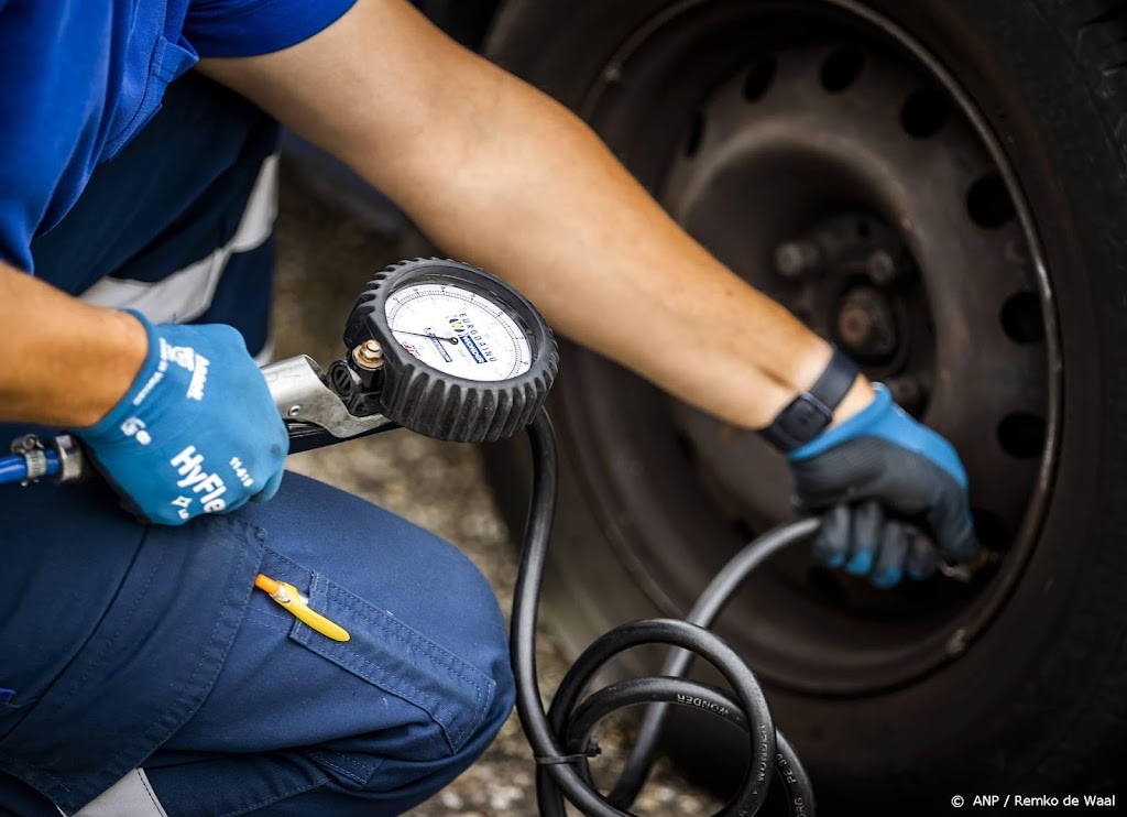 6 procent meer loon lonkt voor automonteurs