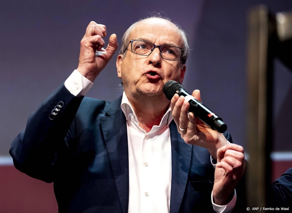 NVZ-voorzitter Melkert: half miljard extra van minister kan helpen