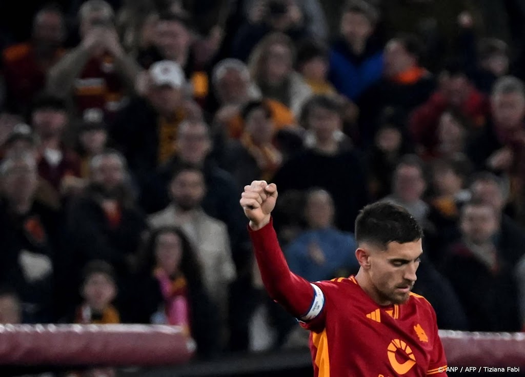 AS Roma wint van Sassuolo en houdt vierde plaats in zicht