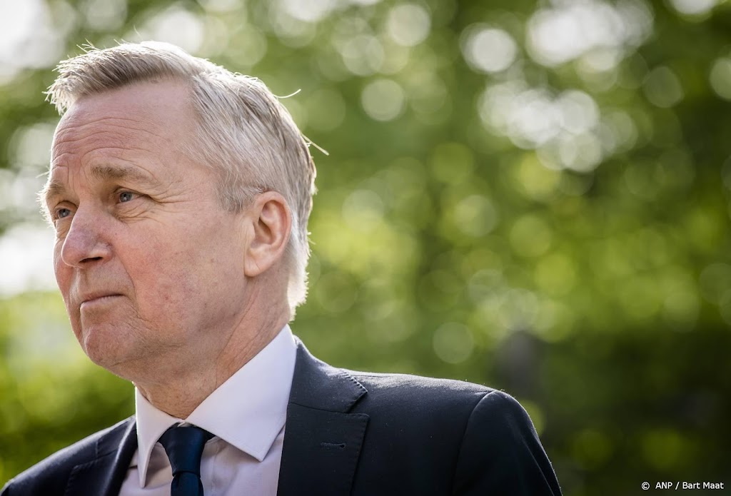 Van der Burg praat dinsdag met bestuurders over tweede 'Ter Apel'