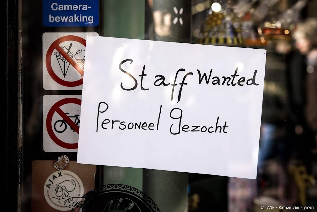 Werkloosheid licht afgenomen in april