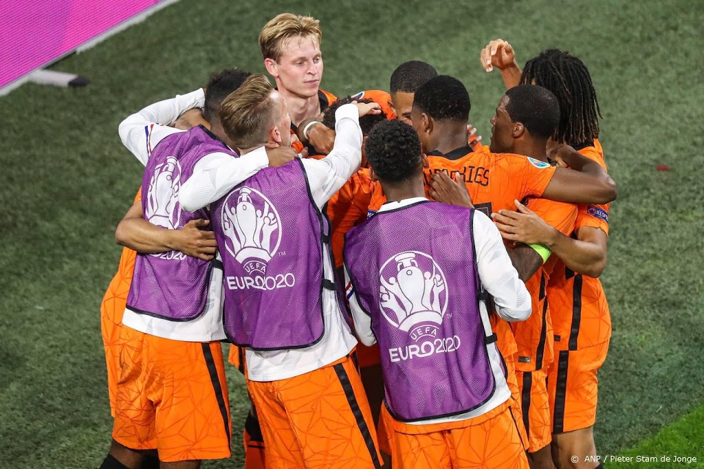 Oranje slaagt al in twee groepsduels voor eerste missie op EK