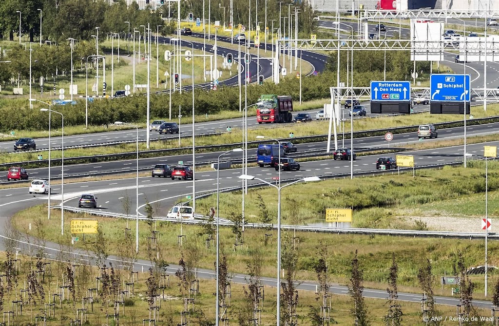 A9 richting Amstelveen weer vrij, veel file rond Amsterdam
