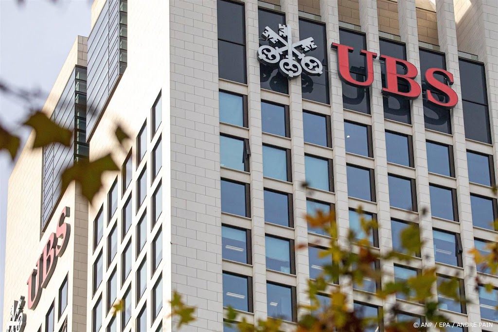 Russische miljardair klaagt UBS aan om antiwitwasrapporten