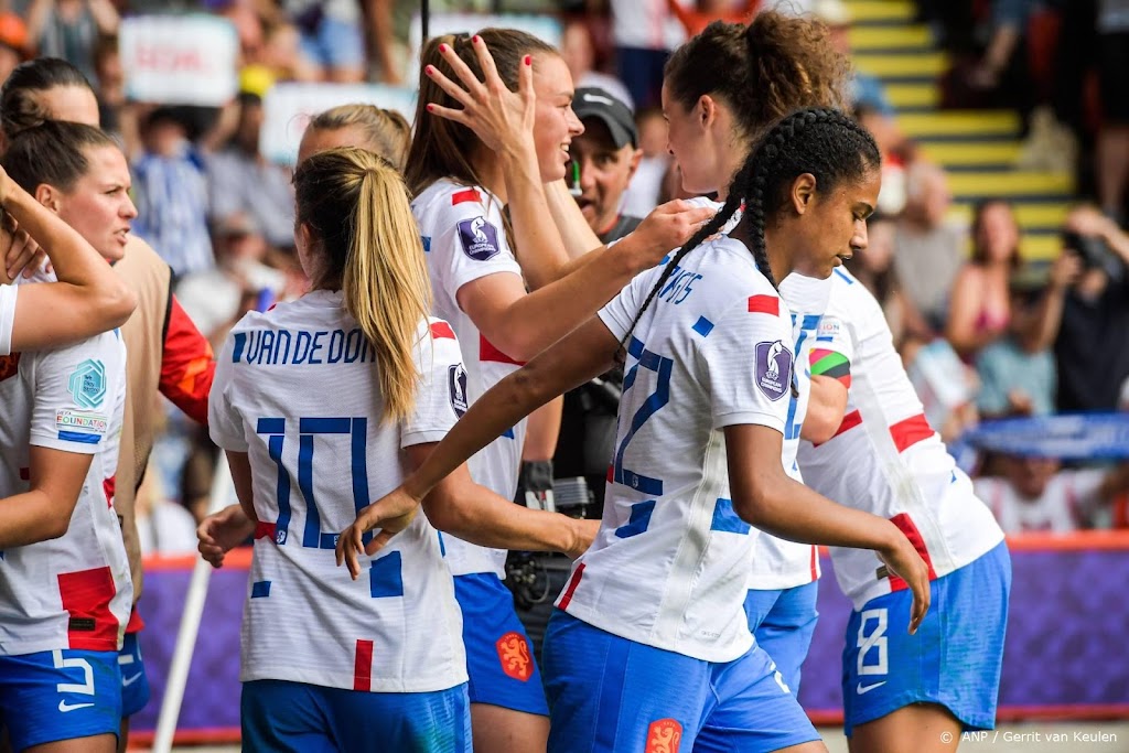 Oranje wint van Zwitserland en stuit op Frankrijk in kwartfinale