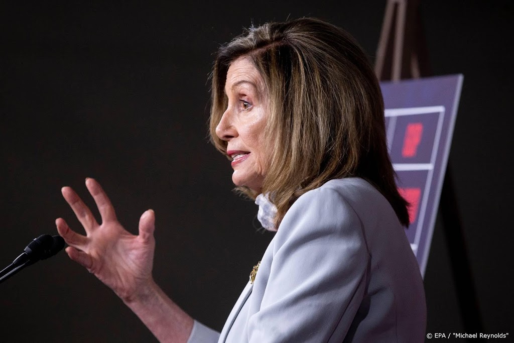 Pelosi roept Amerikaanse Huis terug van reces om postvoorstel