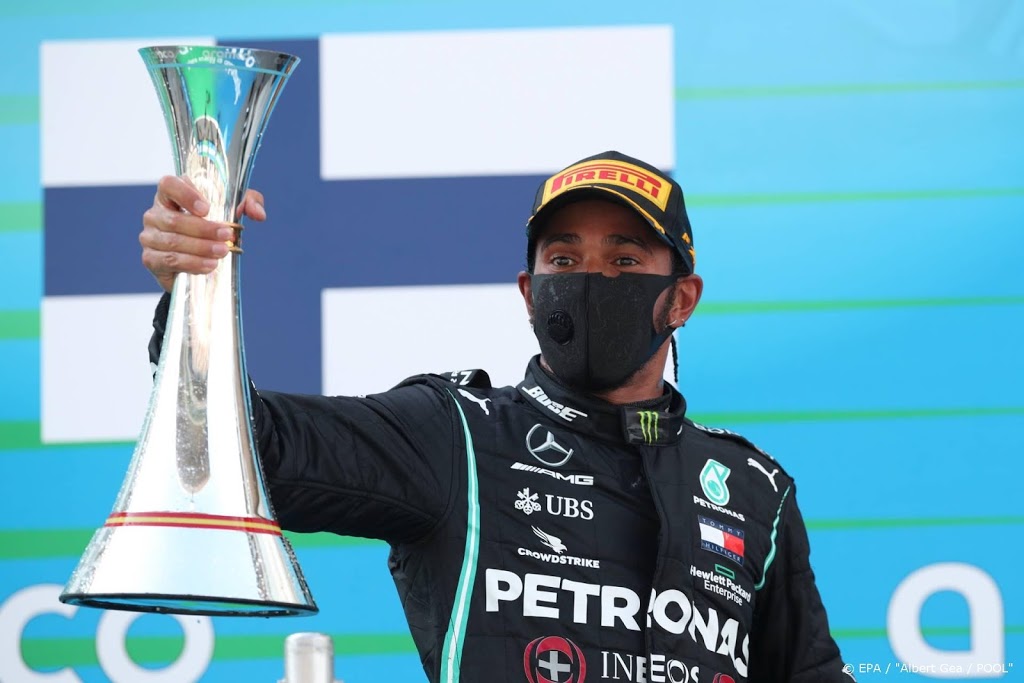 Hamilton sprakeloos over zijn records in Formule 1