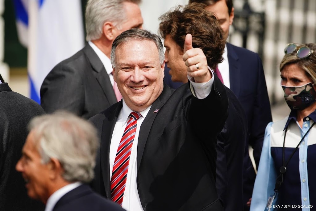 Amerikaanse minister Pompeo zet voet op Surinaamse bodem