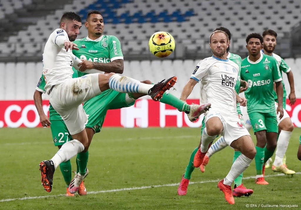 Saint-Etienne na zege op Marseille alleen op kop