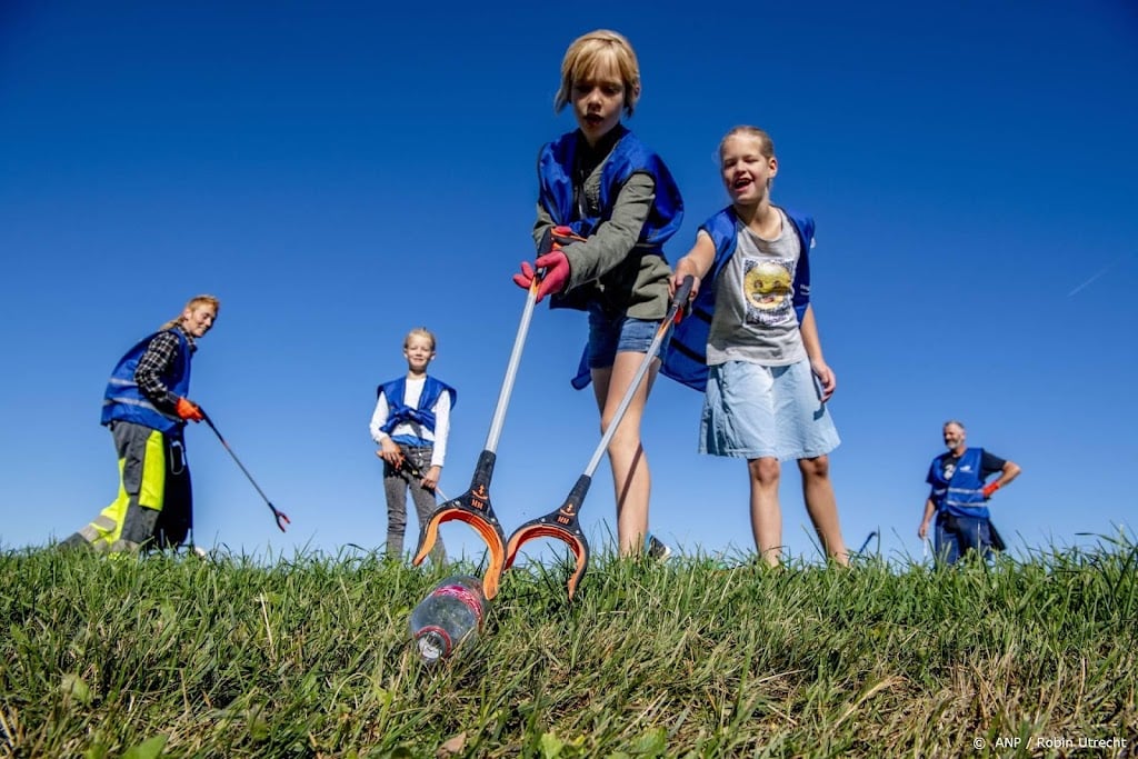 Vrijwilligers maken Nederland stuk schoner op World Cleanup Day