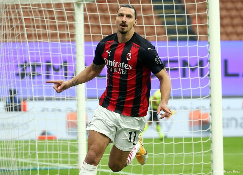 Ibrahimovic helpt AC Milan met twee treffers voorbij Inter