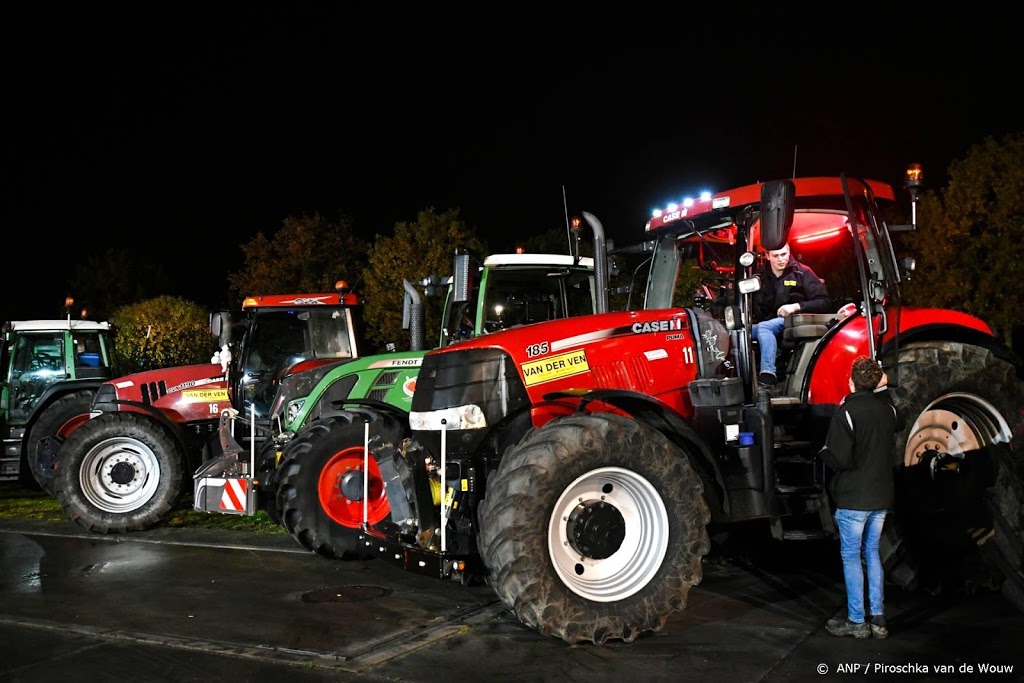 Eerste boeren in Den Haag gearriveerd voor trekkerdefilé