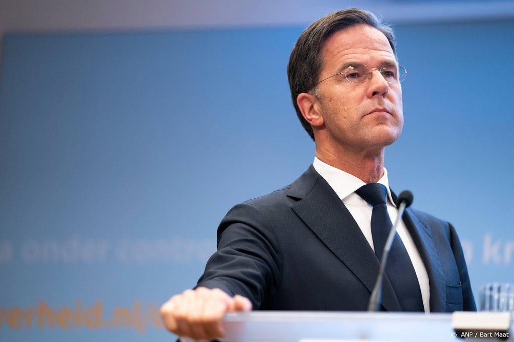 Rutte prijst Sinterklaas voor coronaproof intocht
