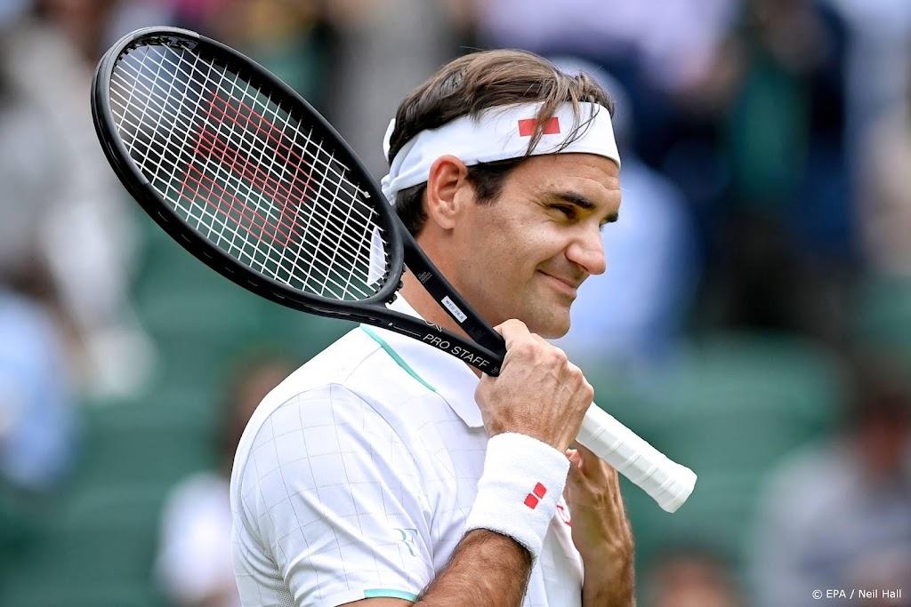 Tennisser Federer nog zeker halfjaar aan de kant