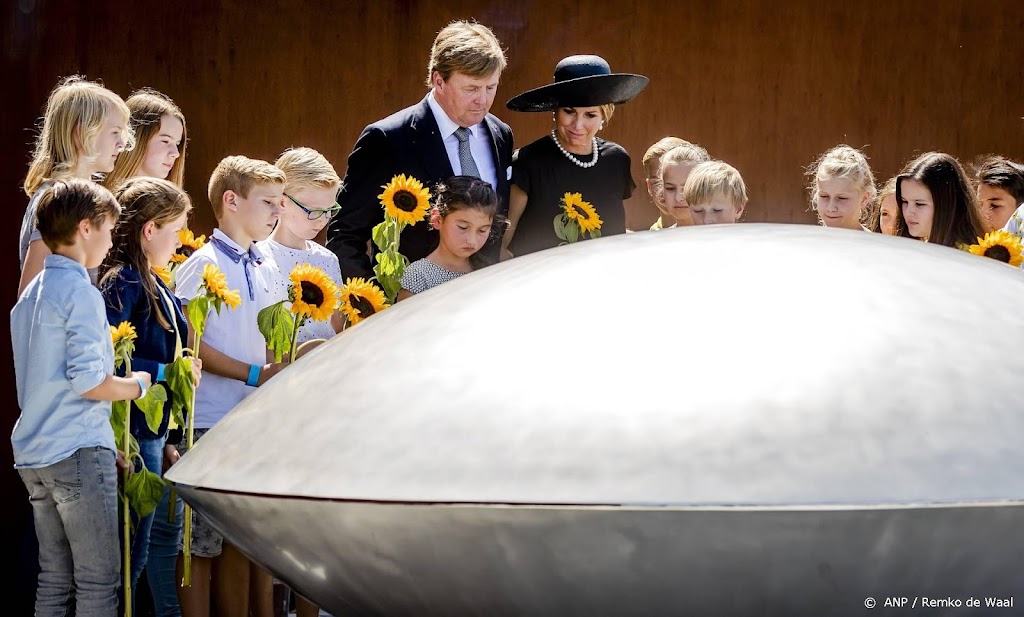 Koningshuis: verdriet nabestaanden MH17 blijft altijd voelbaar
