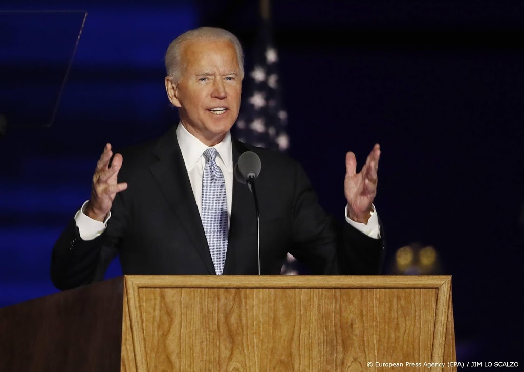 'Biden zet aanleg van omstreden oliepijplijn stop'