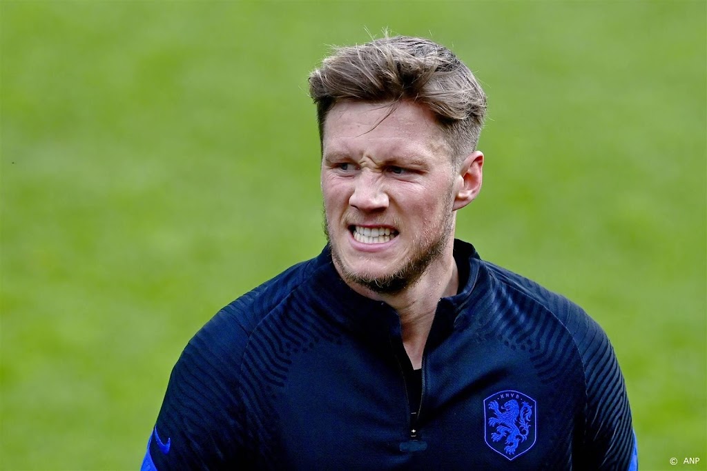 Manchester United speelt met Weghorst gelijk bij Crystal Palace