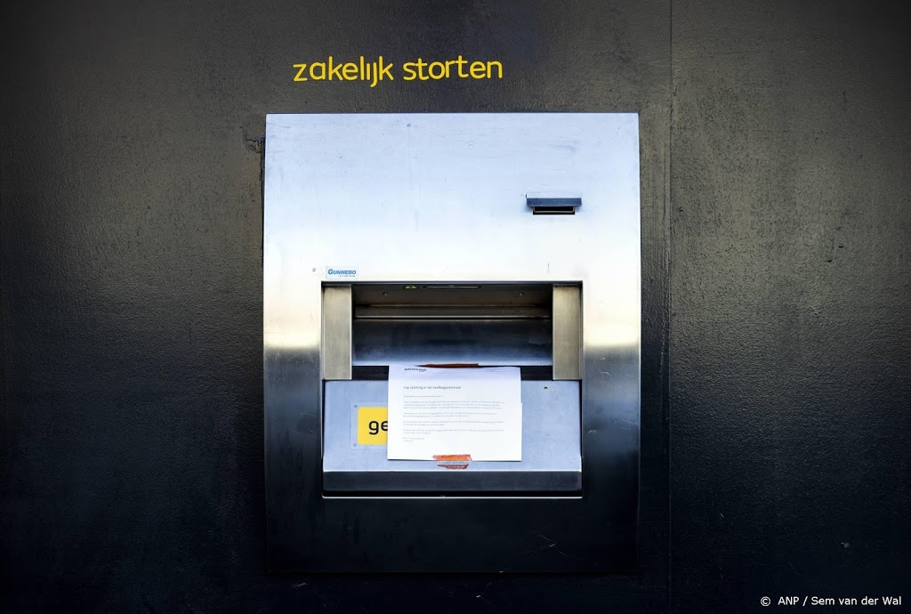 Banken heropenen honderden geldstortautomaten voor ondernemers