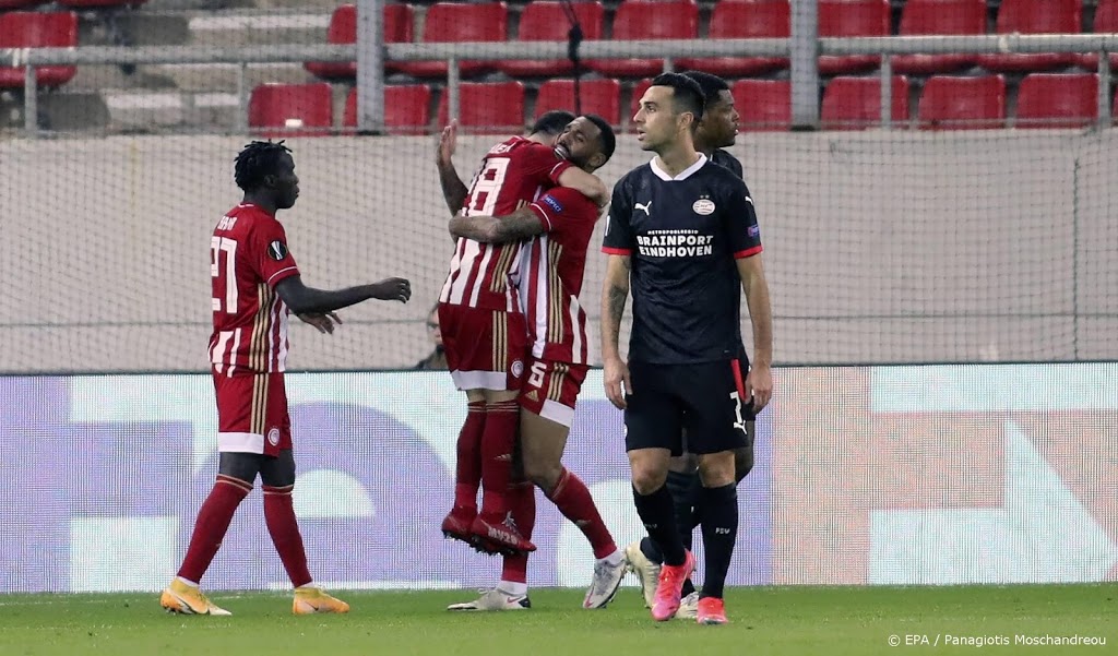 Defensief zwak PSV loopt tegen onnodig verlies bij Olympiakos aan