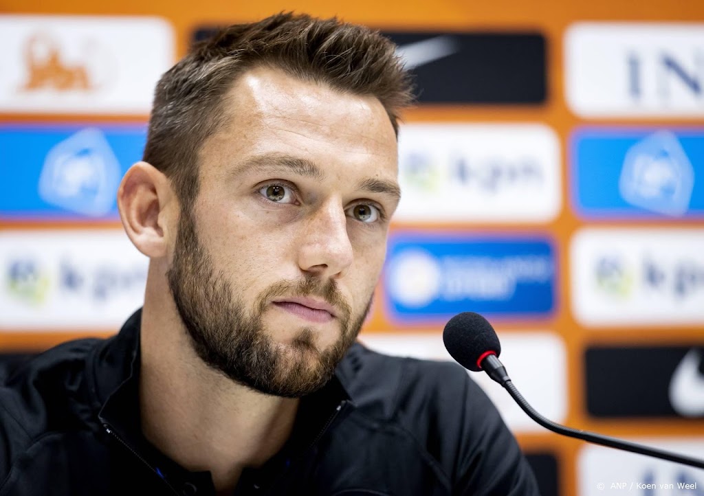 Voetballer De Vrij eist miljoenen euro's van voormalig management