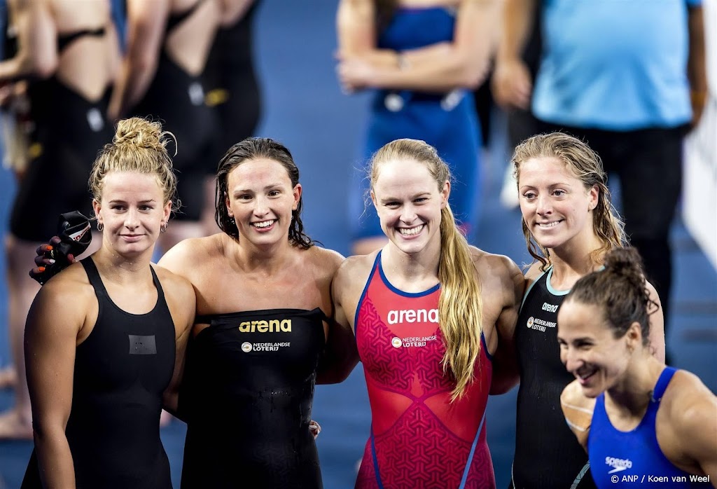 Estafettezwemsters sluiten WK af met vijfde plek op 4x100 wissel