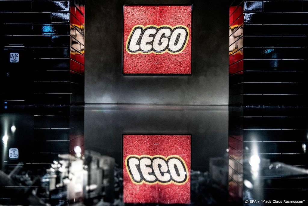 Speelgoedbedrijf Lego sluit voorlopig alle winkels buiten China