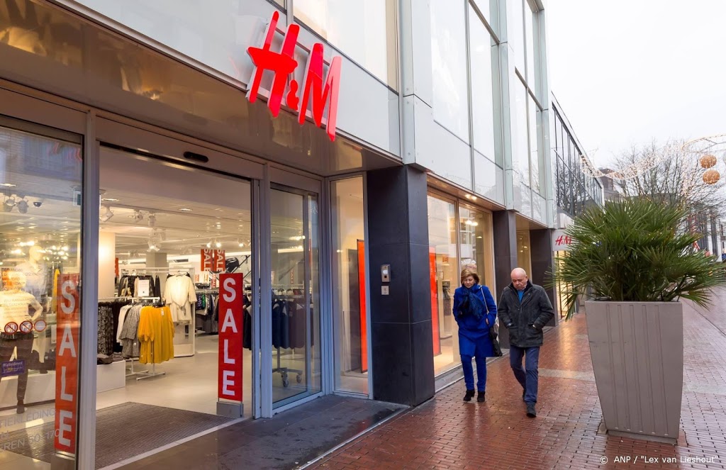 Kledingwinkelketen H&M gaat ook tijdelijk dicht