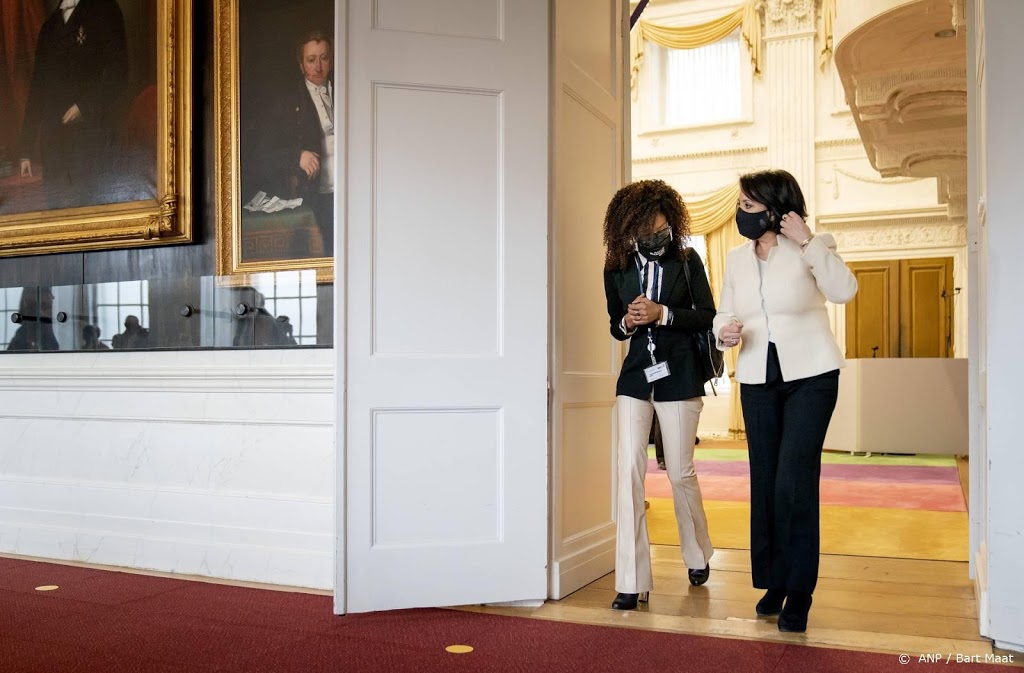 Voorzitter Arib praat met lijsttrekkers nieuwe Tweede Kamer