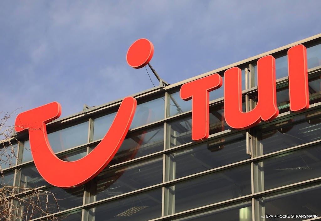 Russische grootaandeelhouder TUI geeft controle aan zijn vrouw