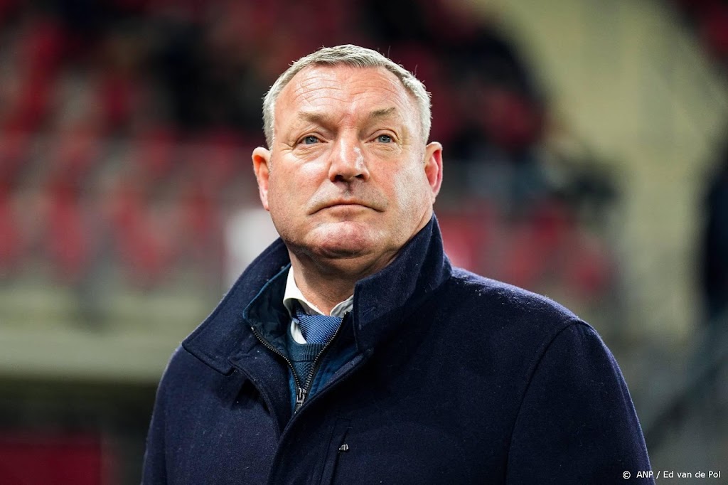 Trainers van FC Twente en FC Groningen zitten ziek thuis