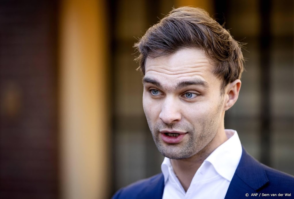 Van Ooijen: wegwerken wachtlijsten jeugdzorg kost tijd