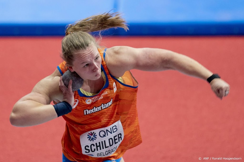 Kogelstootster Schilder verovert brons op WK indoor